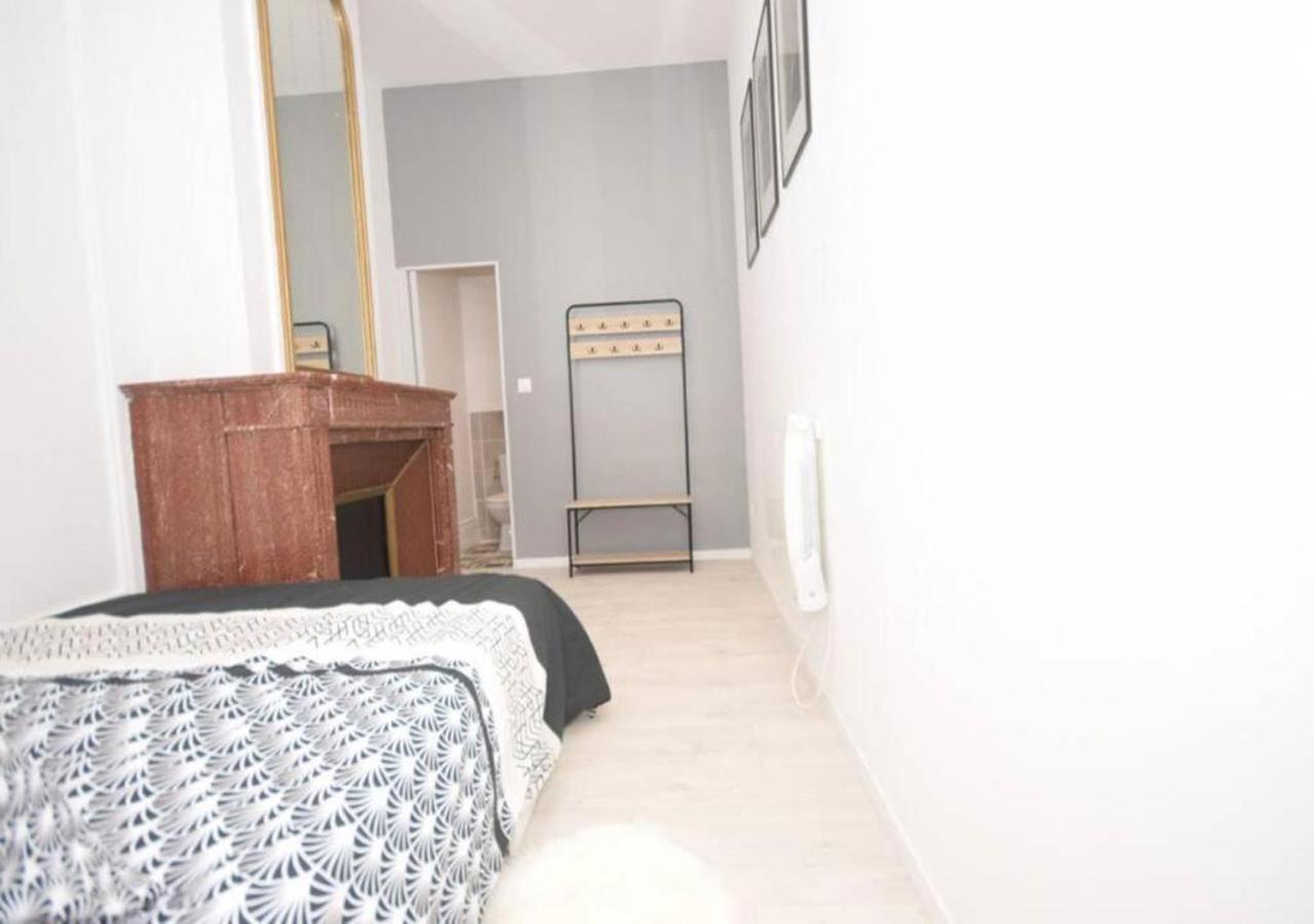 Апартаменты Hyper Centre Valenciennes - Wifi - Terrasse - Tramway - Lerelaisdodile2 Экстерьер фото